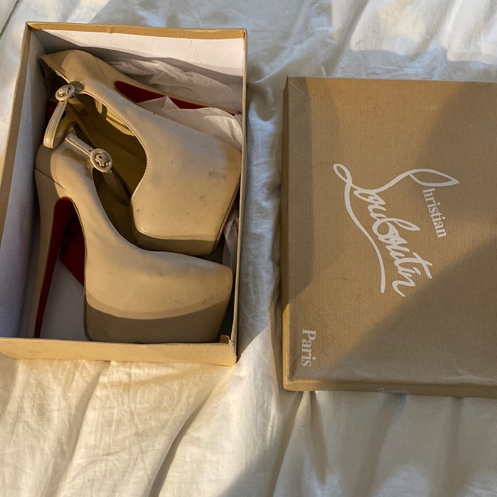 Nude red bottoms heels